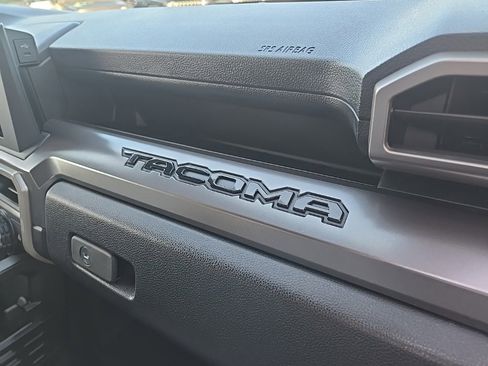 Used 2025 Toyota Tacoma SR5 image 81