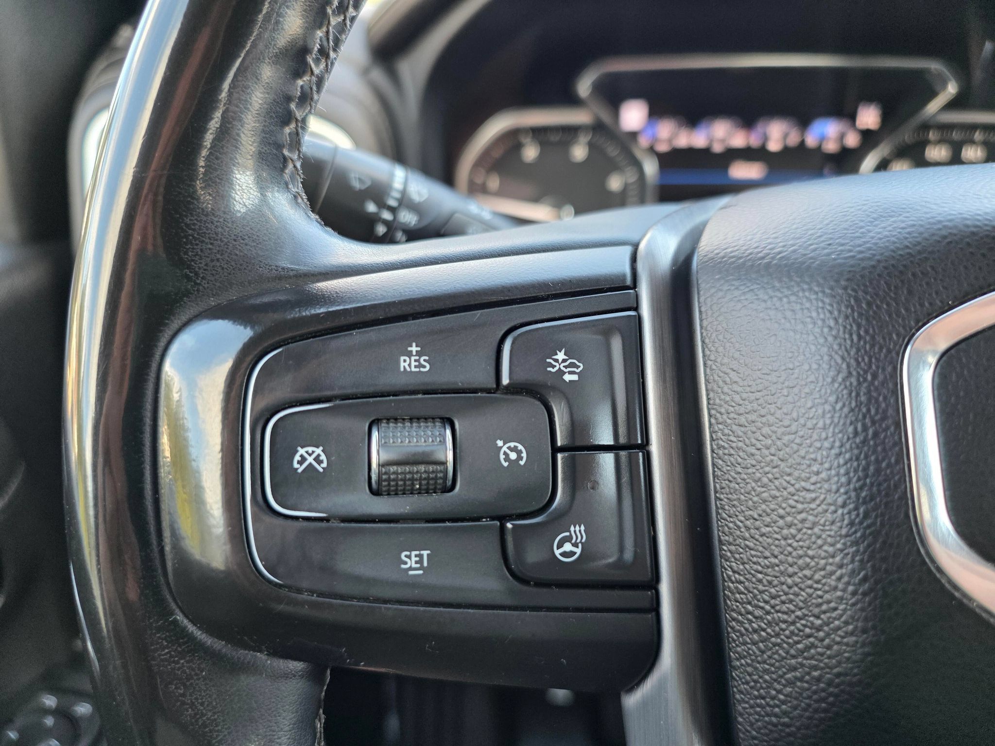 Used 2023 GMC Sierra 2500 Denali w/ Denali Ultimate Package AWD/4WD image 20