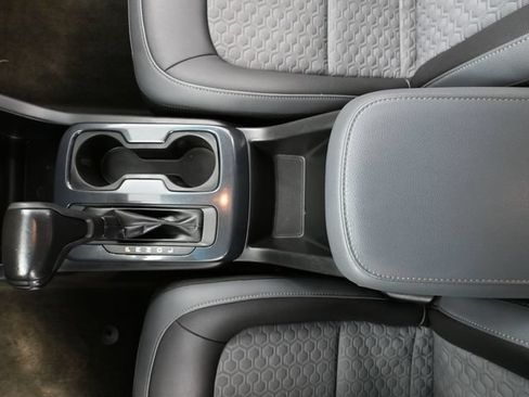 Used 2018 Chevrolet Colorado Z71 AWD/4WD image 29