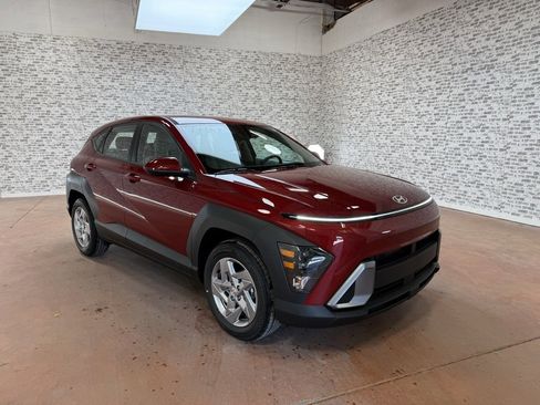 New 2026 Hyundai Kona SE image 1