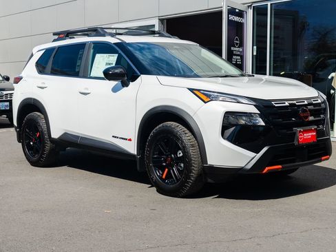 New 2026 Nissan Rogue SV AWD/4WD image 1