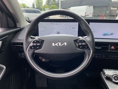 Used 2023 Kia EV6 Wind w/ Wind Technology Package AWD/4WD image 20