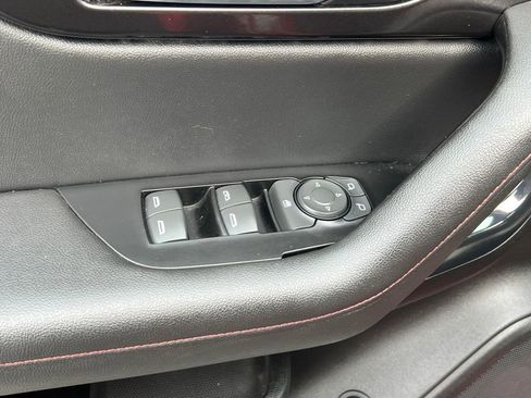 Used 2020 Chevrolet Blazer RS image 17