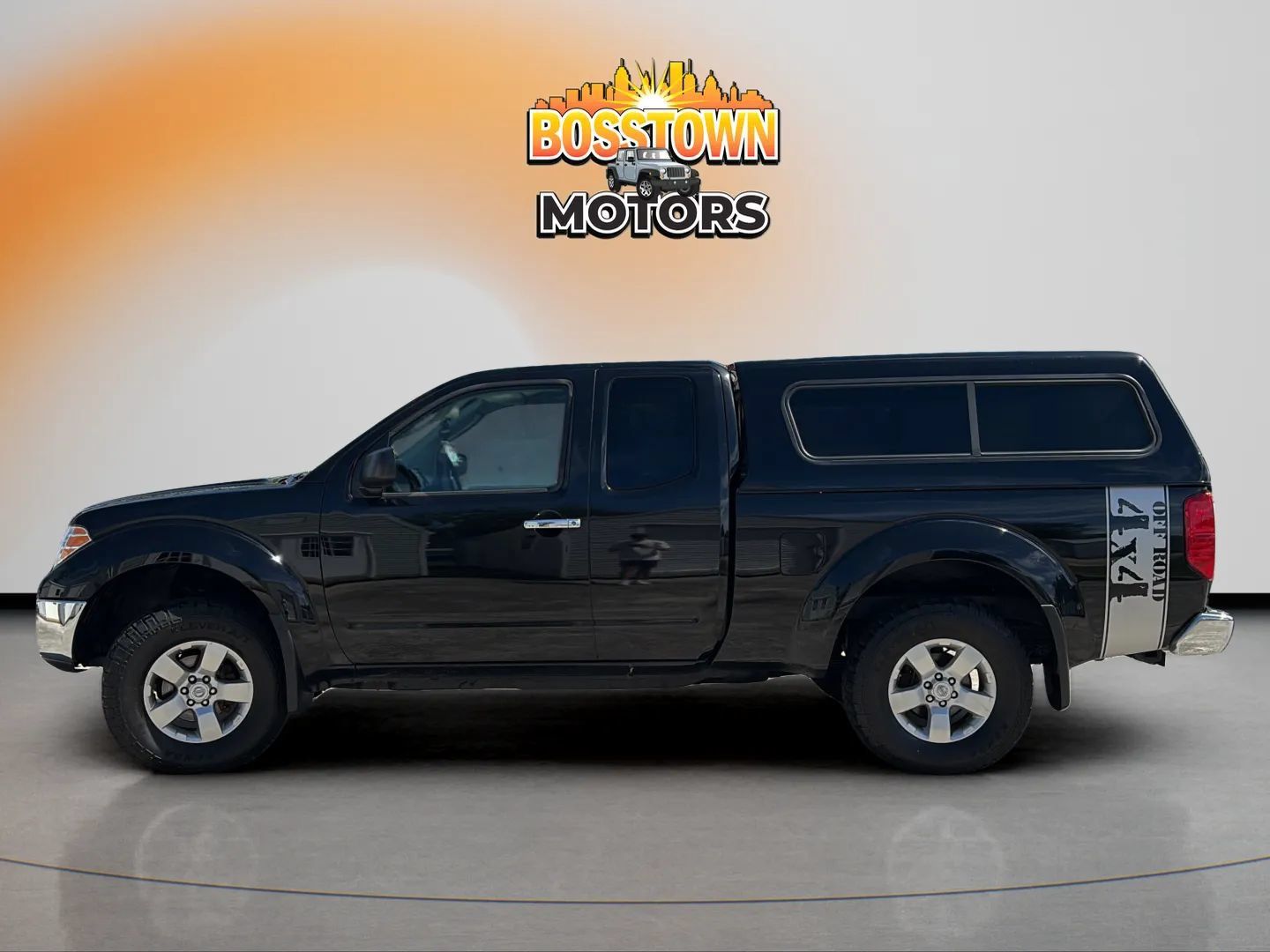 Used 2010 Nissan Frontier SE w/ SE Value Truck Pkg AWD/4WD image 3