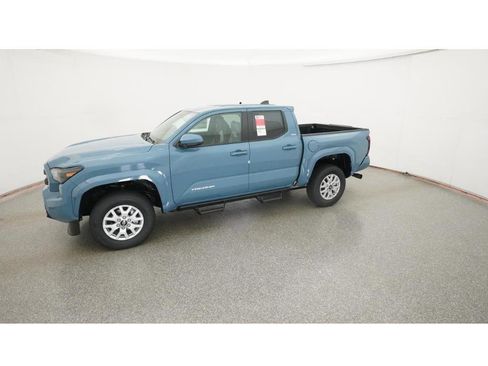 New 2026 Toyota Tacoma SR5 image 2