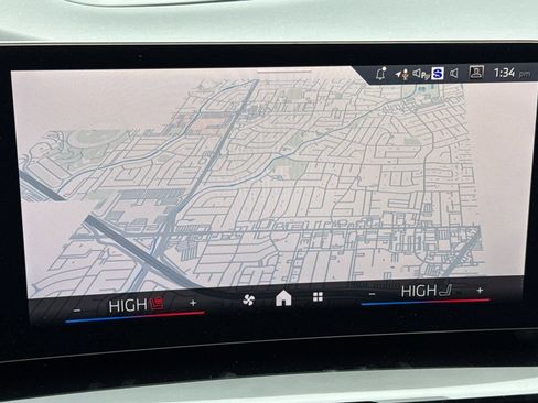 New 2026 BMW X2 xDrive28i w/ Technology Package image 24