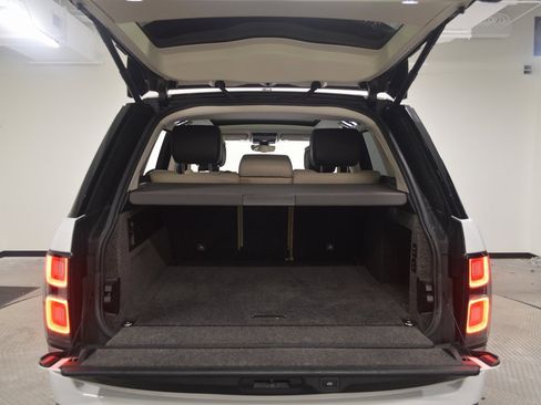 Used 2022 Land Rover Range Rover Westminster Edition image 42