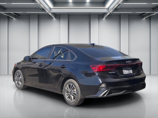 Certified 2023 Kia Forte LXS FWD image 4
