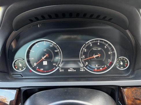 Used 2015 BMW 750Li xDrive xDrive w/ M Sport Edition image 36