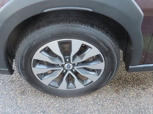 Used 2024 Subaru Outback Touring image 19