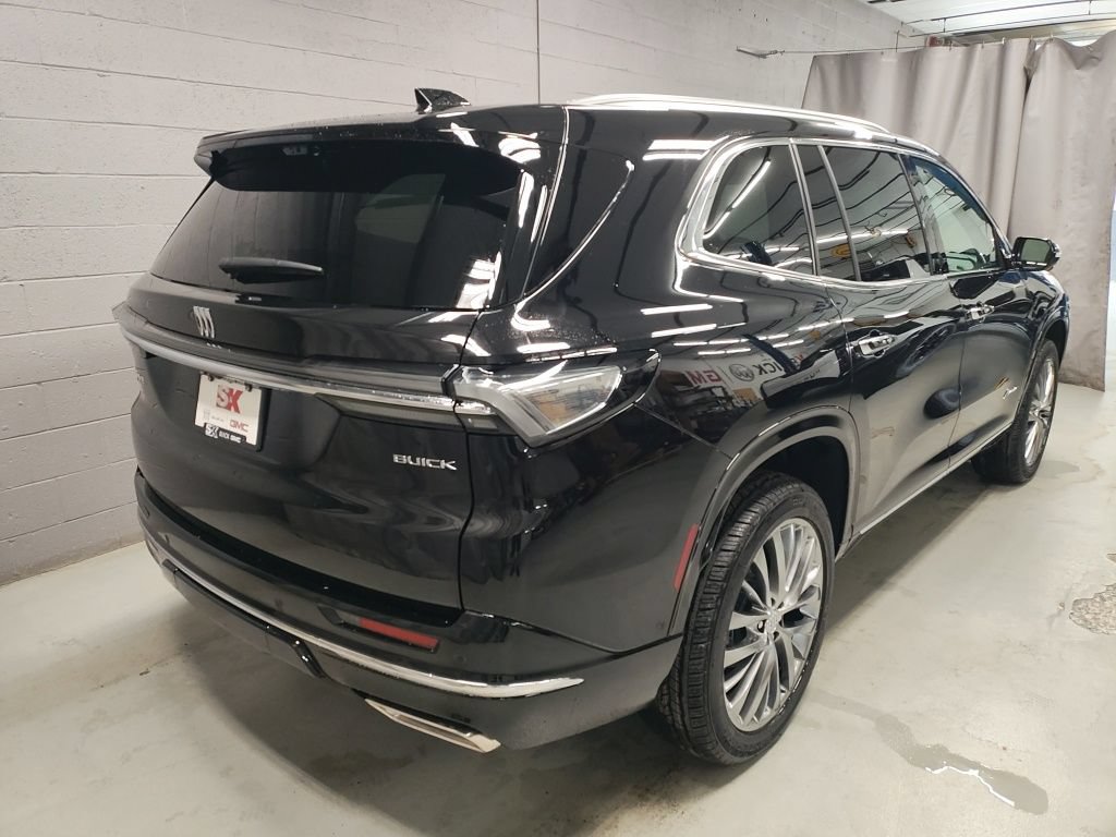 New 2026 Buick Enclave Avenir AWD/4WD image 2