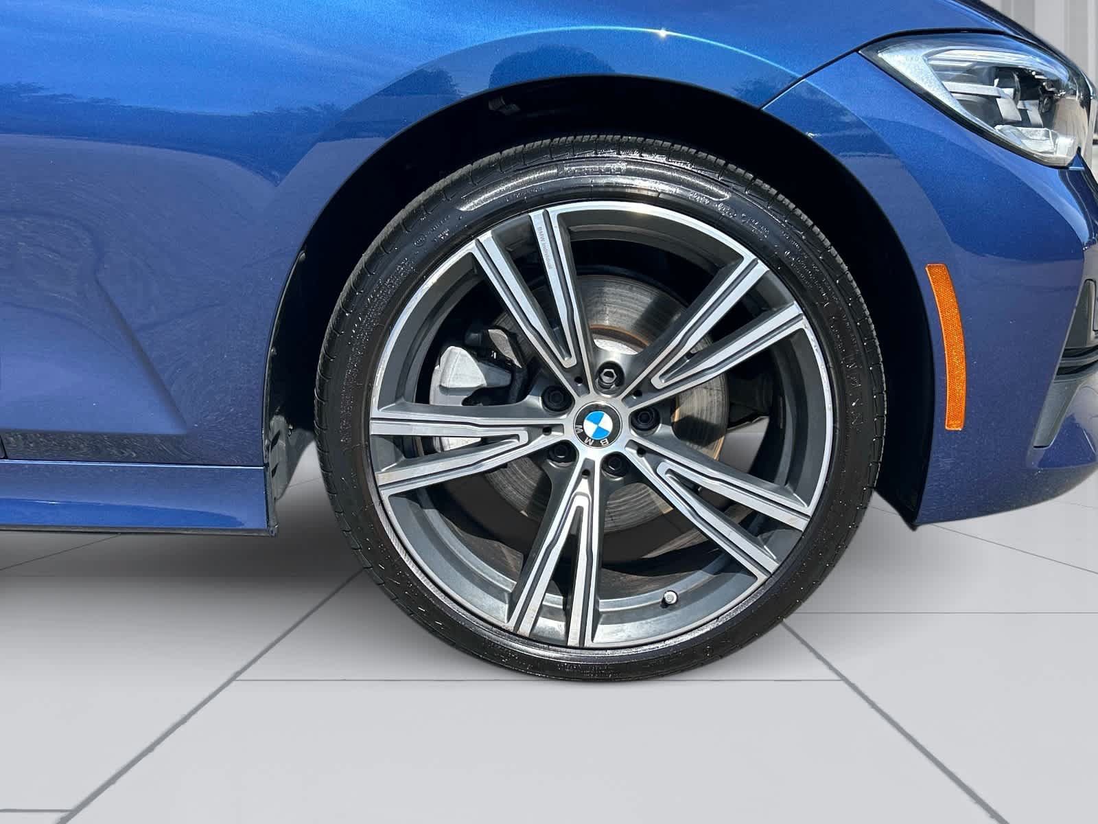 Used 2022 BMW 330i xDrive Sedan w/ Driving Assistance Package AWD/4WD image 12
