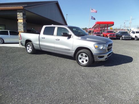 Used 2019 RAM 1500 Big Horn w/ Bed Utility Group AWD/4WD image 3