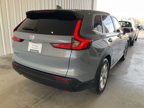 Certified 2025 Honda CR-V EX image 24