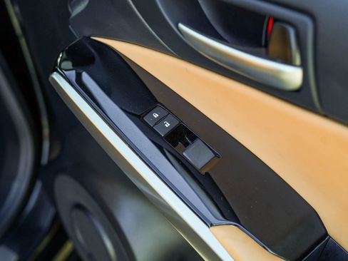 Used 2018 Lexus IS 300 AWD w/ Comfort Package image 25