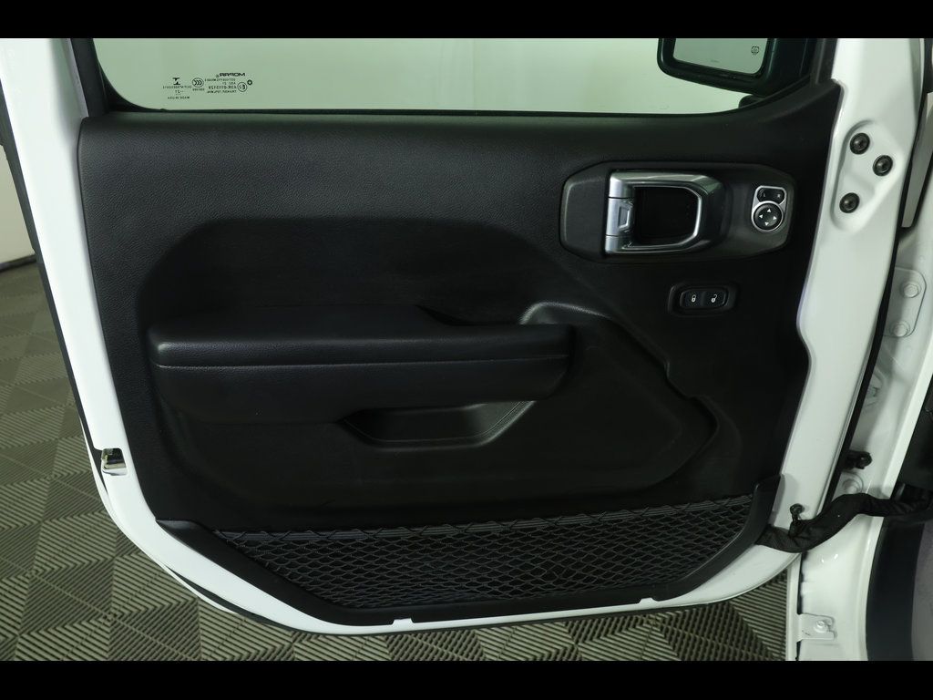 Used 2021 Jeep Wrangler Unlimited Sport AWD/4WD image 20