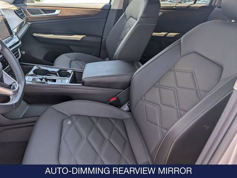 Used 2026 Volkswagen Atlas SE AWD/4WD image 14