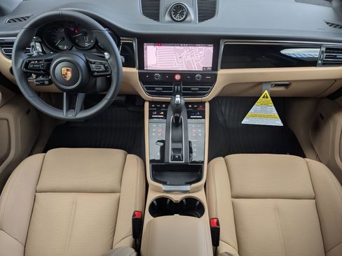 New 2026 Porsche Macan image 25