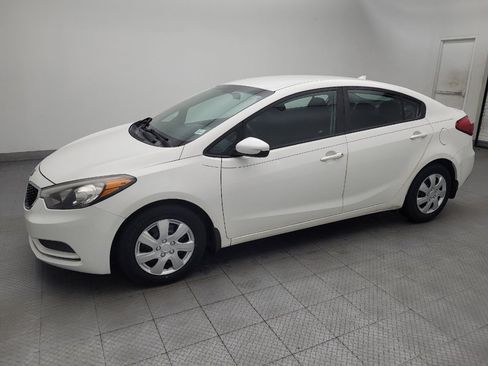 Used 2016 Kia Forte LX FWD image 2