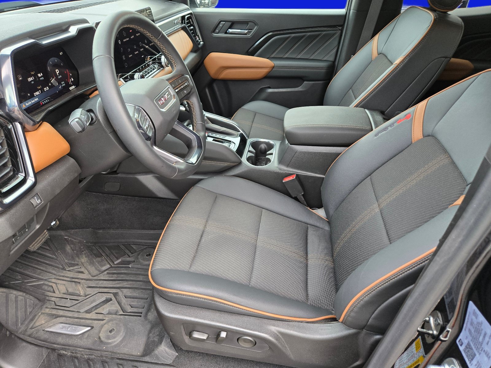 Used 2026 GMC Canyon AT4 AWD/4WD image 15