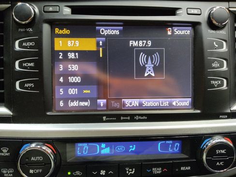 Used 2018 Toyota Highlander Plus w/ Protection Package #3 image 25