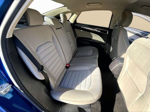 Used 2018 Ford Fusion S image 25