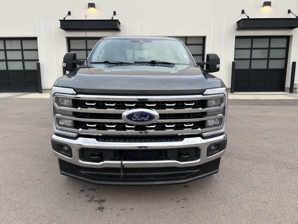 Used 2024 Ford F350 Lariat AWD/4WD image 5