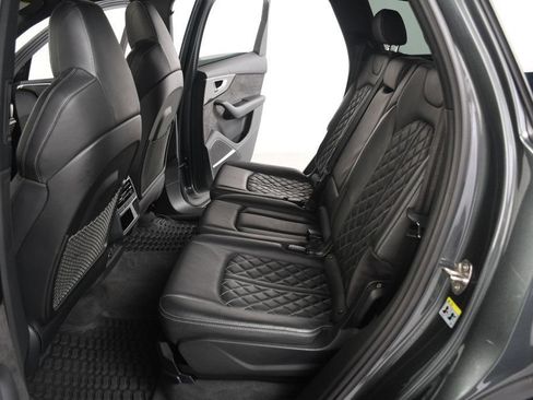 Used 2021 Audi SQ7 Premium Plus AWD/4WD image 35