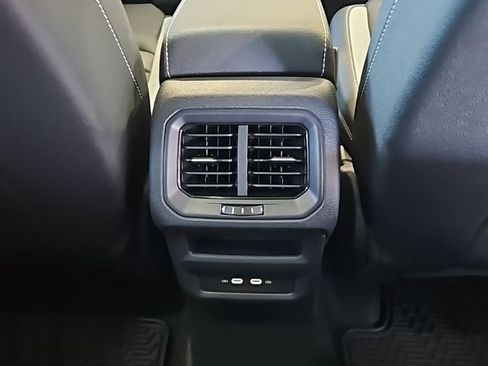 New 2026 Volkswagen Taos SEL AWD/4WD image 18