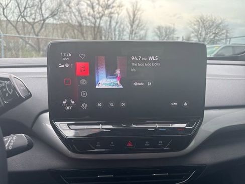 Used 2023 Volkswagen ID.4 Pro S Plus image 15