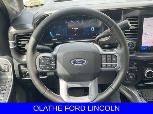 New 2026 Ford F250 Lariat w/ Lariat Ultimate Package AWD/4WD image 14