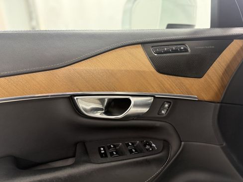 Used 2020 Volvo XC90 T6 Inscription image 14