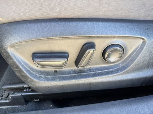 Used 2022 Toyota Camry LE image 25