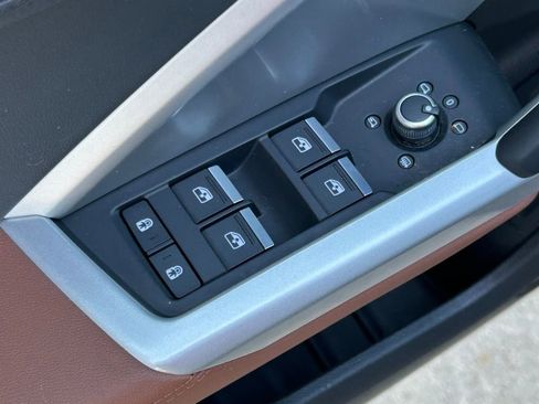 Used 2022 Audi Q3 2.0T Premium Plus image 60