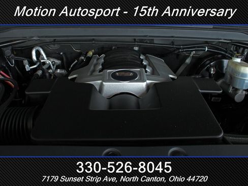 Used 2020 Cadillac Escalade Luxury AWD/4WD image 9