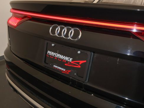 Used 2022 Audi SQ8 Premium Plus AWD/4WD image 48