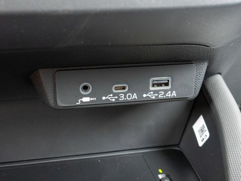 New 2026 Subaru Forester Limited AWD/4WD image 23