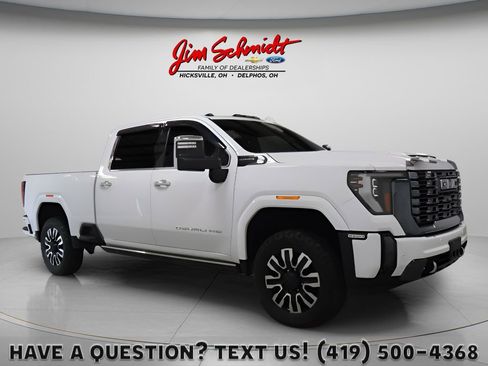 Used 2024 GMC Sierra 2500 Denali Ultimate image 1