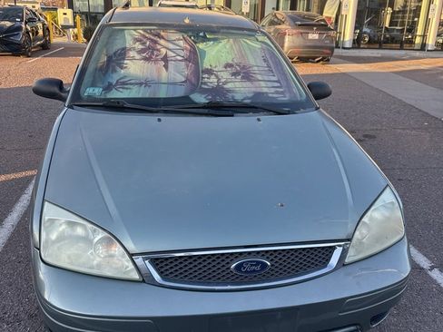 Used 2006 Ford Focus SE image 3