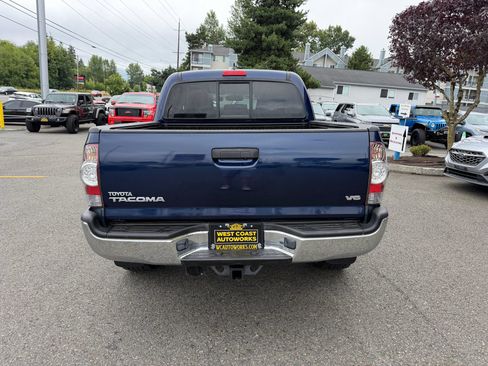 Used 2012 Toyota Tacoma 4x4 Double Cab w/ TRD Off-Road Pkg image 11