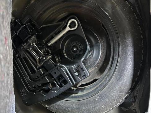 Used 2010 Toyota Prius Two image 25