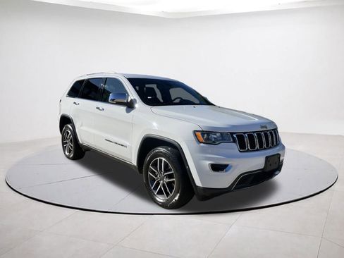 Certified 2021 Jeep Grand Cherokee Limited w/ Luxury Group II image 1