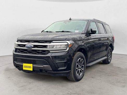 Used 2022 Ford Expedition XLT AWD/4WD image 1