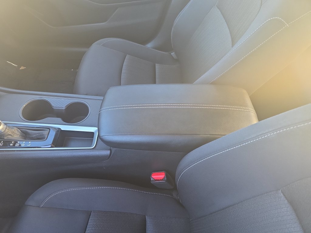 Used 2025 Nissan Altima 2.5 SV FWD image 22