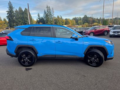 Used 2020 Toyota RAV4 LE w/ All Weather Liner Package