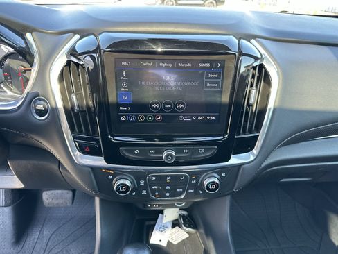 Used 2022 Chevrolet Traverse Premier w/ LPO, Floor Liner Package AWD/4WD image 13