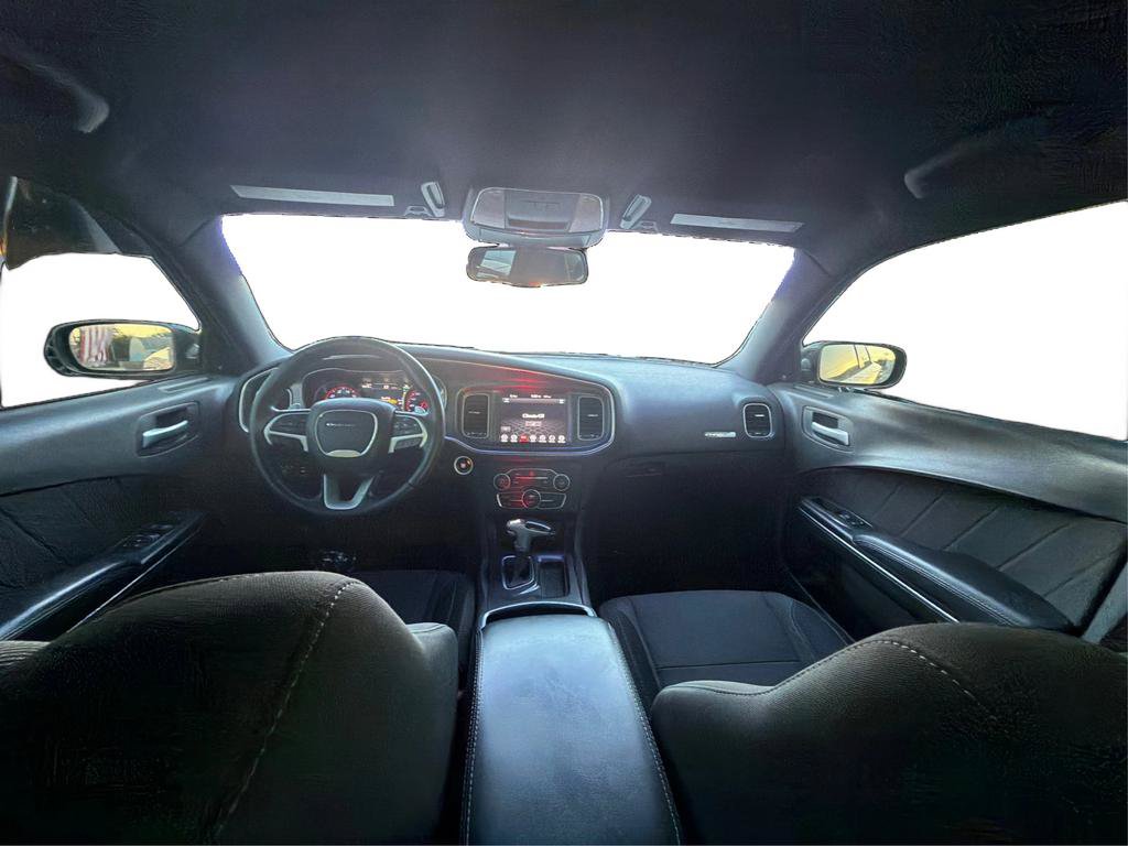 Used 2017 Dodge Charger R/T RWD image 25
