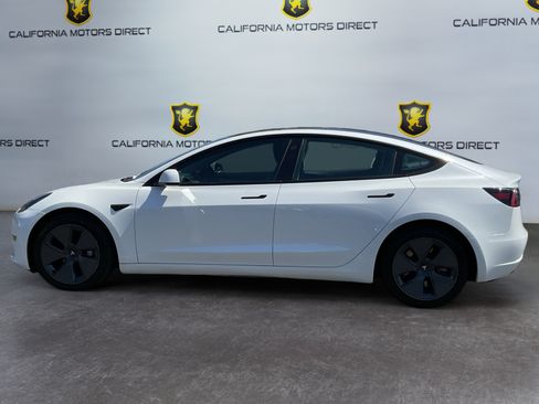 Used 2022 Tesla Model 3 Long Range AWD/4WD image 8