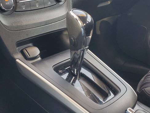 Used 2017 Nissan Sentra SV FWD image 25