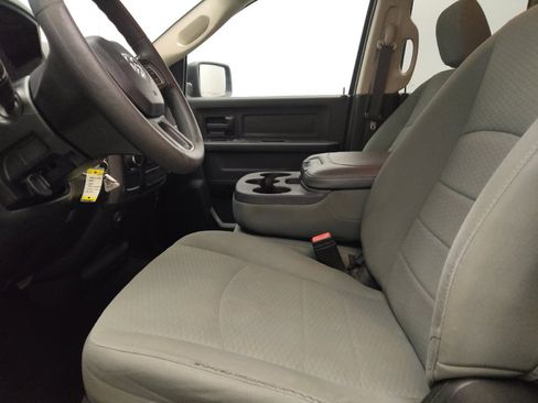 Used 2020 RAM 1500 Tradesman w/ Chrome Plus Package RWD image 17
